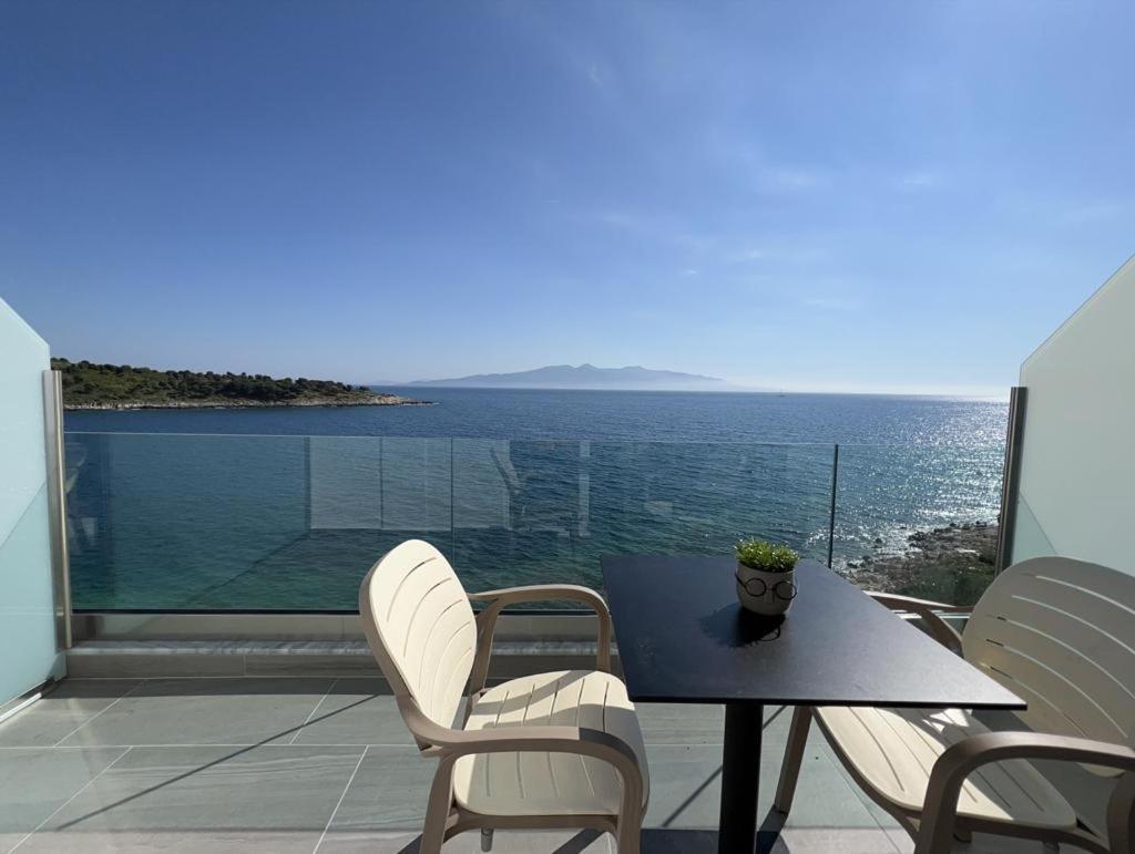 Sea Breeze Villa Saranda Kültér fotó