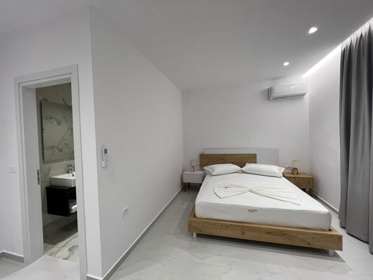 Sea Breeze Villa Saranda Kültér fotó