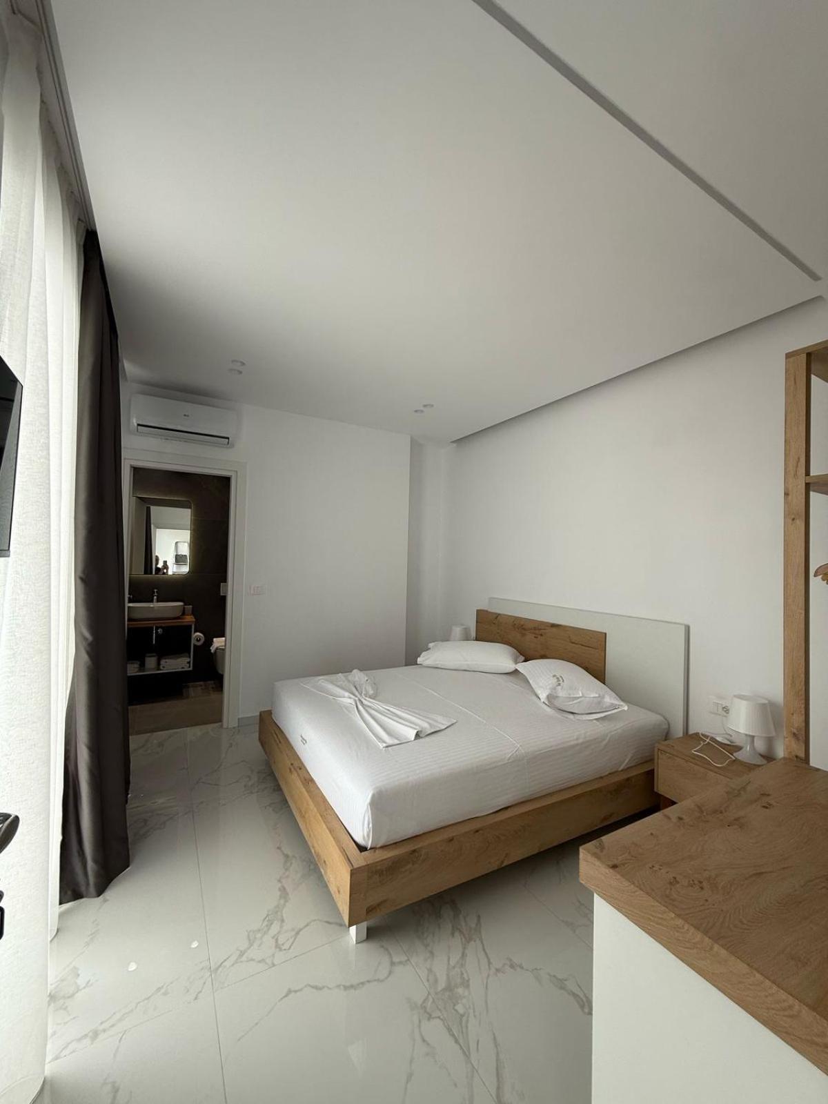 Sea Breeze Villa Saranda Kültér fotó