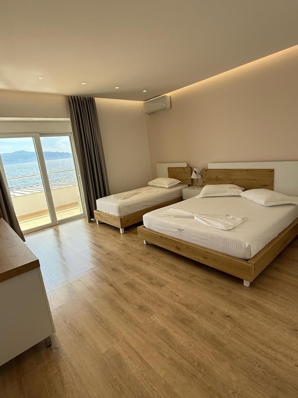 Sea Breeze Villa Saranda Kültér fotó