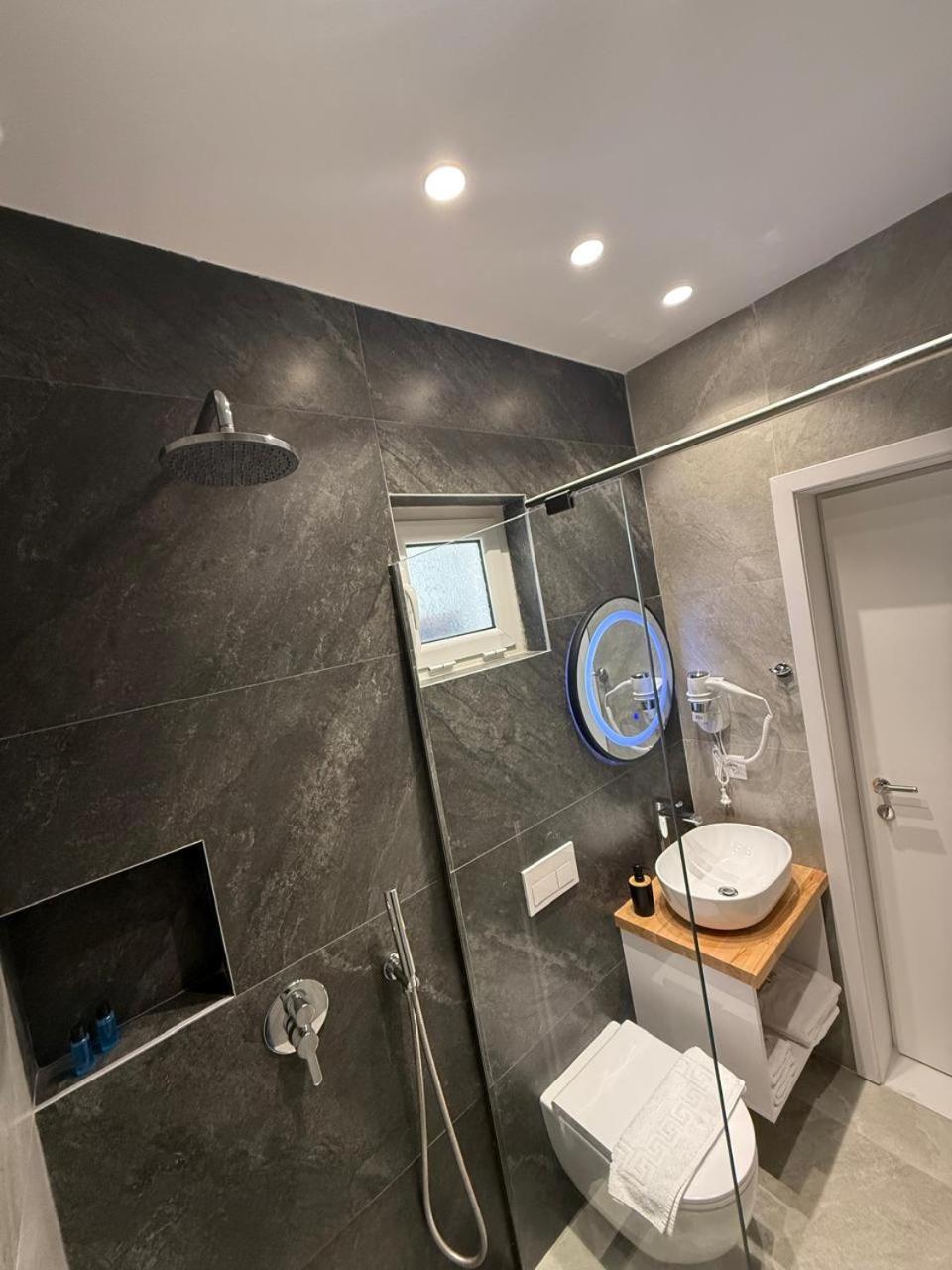 Sea Breeze Villa Saranda Kültér fotó