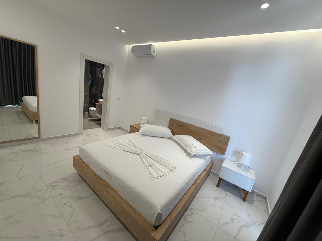 Sea Breeze Villa Saranda Kültér fotó
